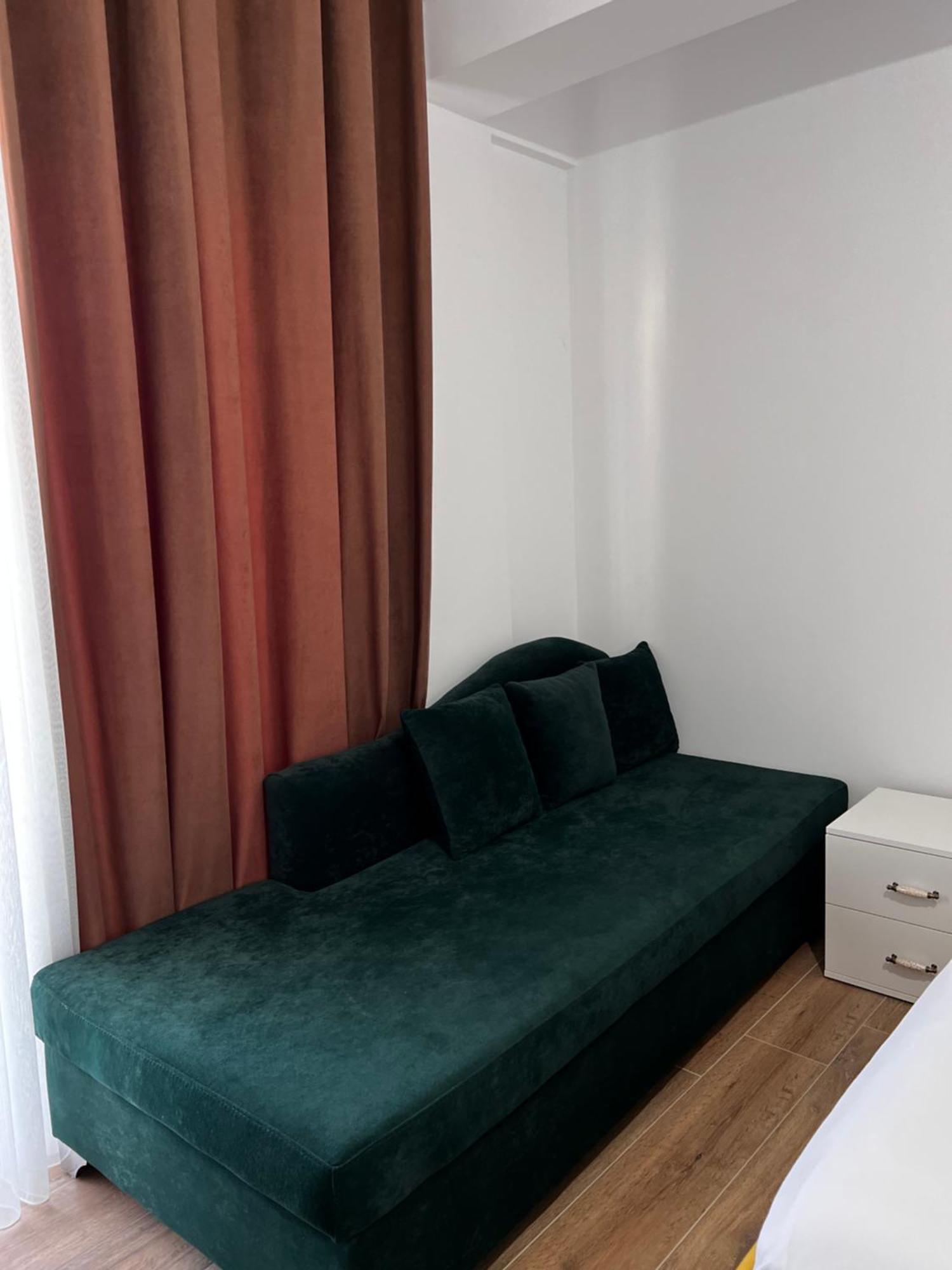 The Gwen Apartment Sarandë Exterior foto