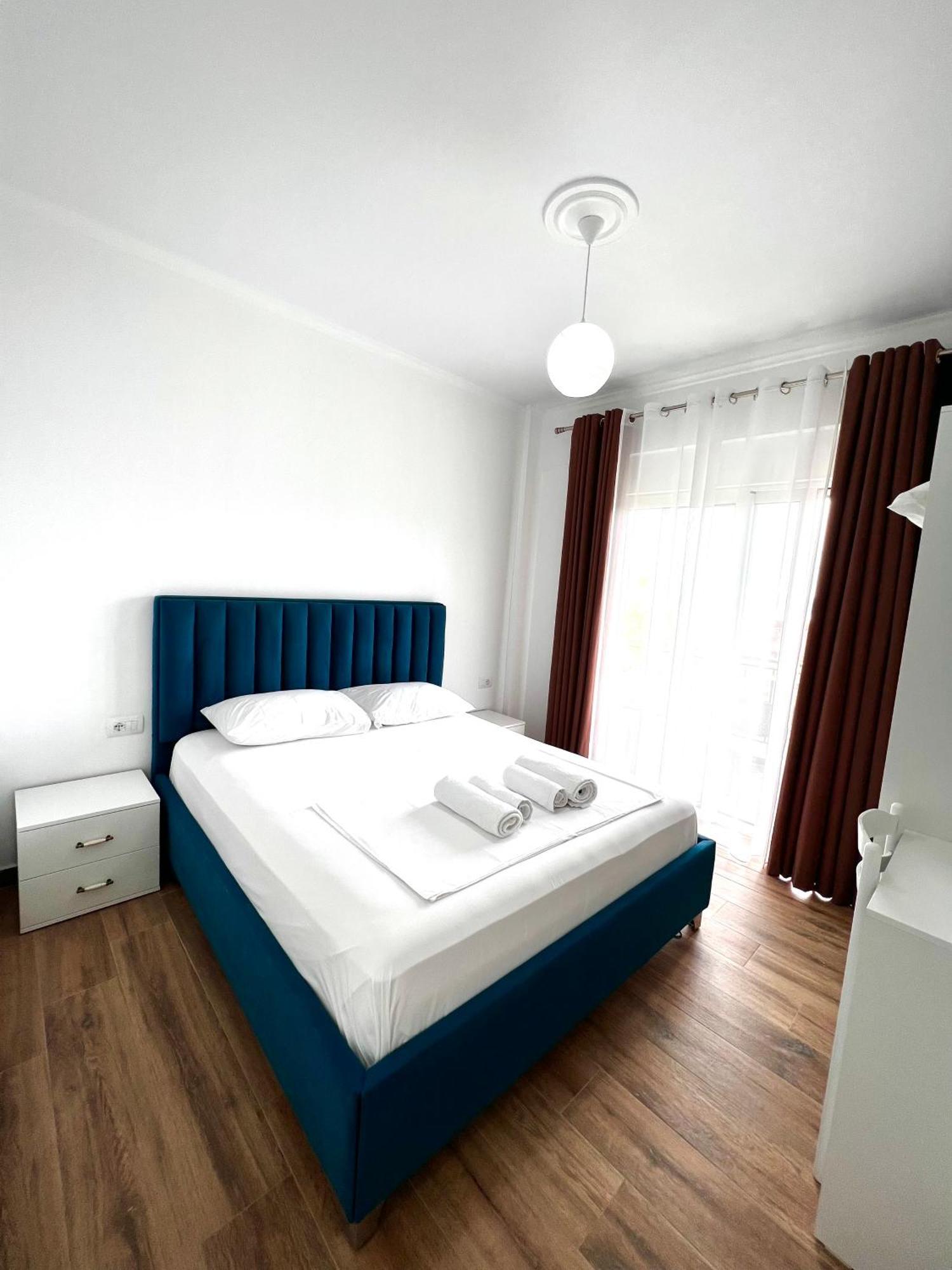 The Gwen Apartment Sarandë Exterior foto