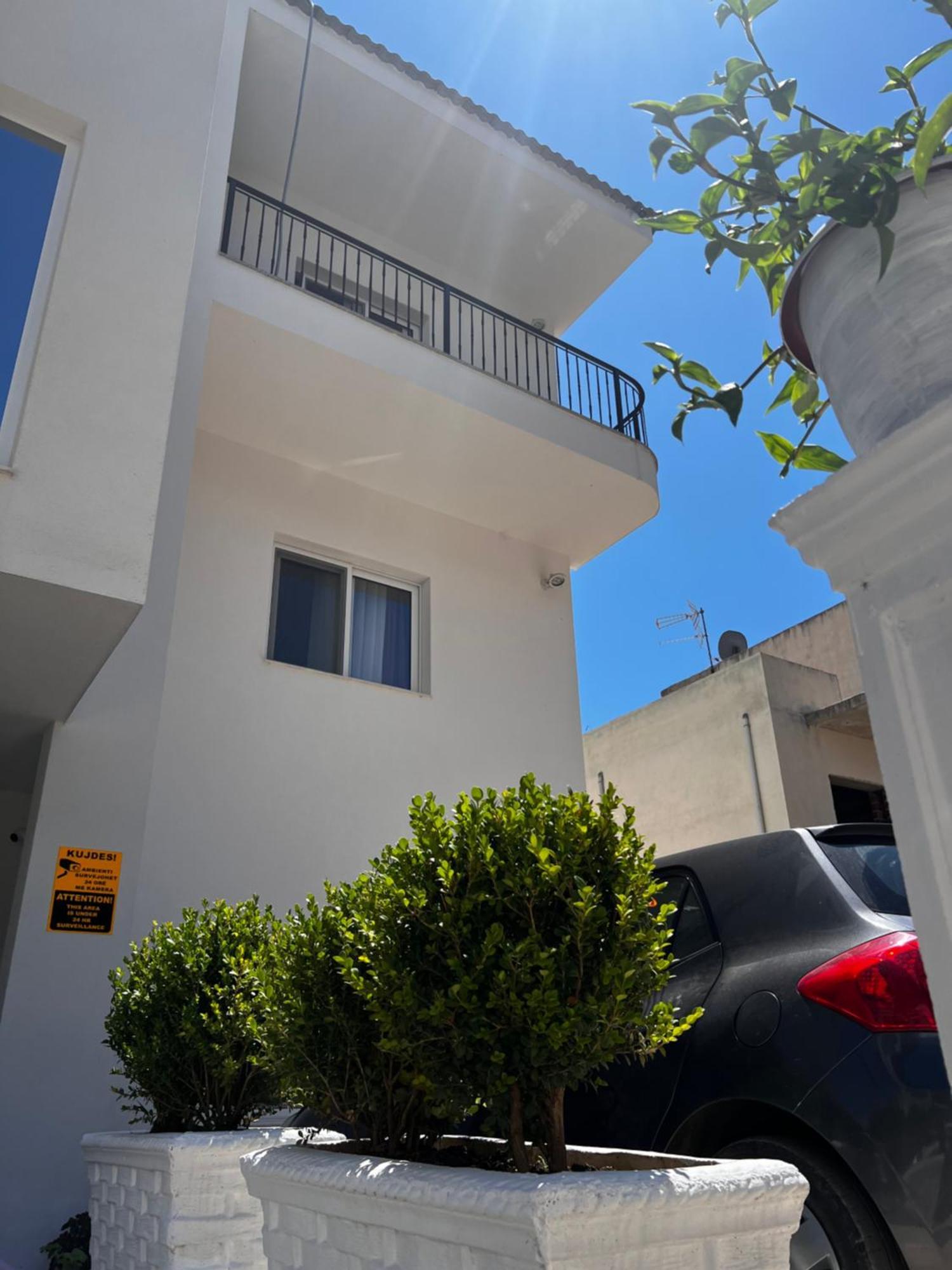The Gwen Apartment Sarandë Exterior foto