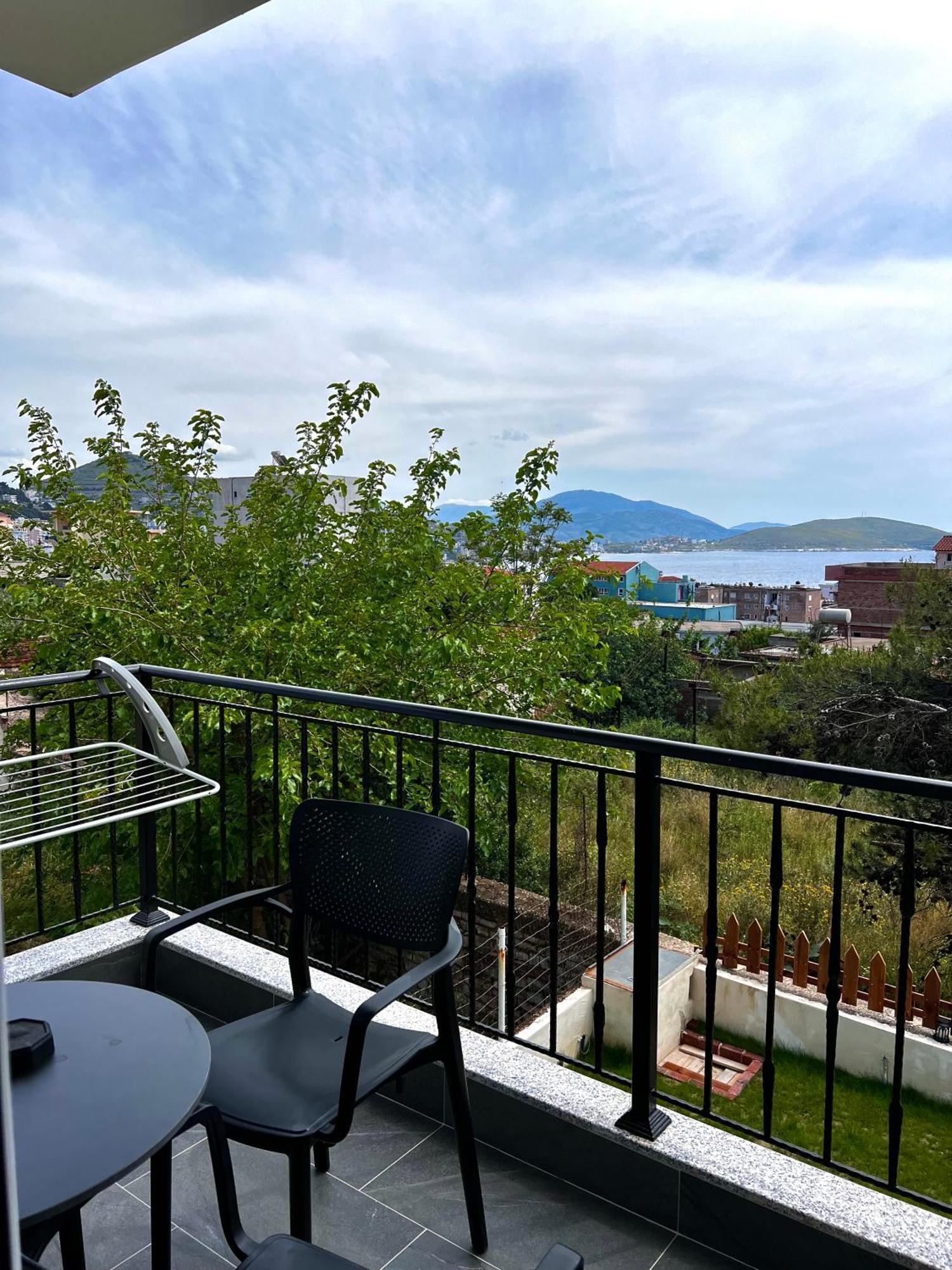 The Gwen Apartment Sarandë Exterior foto